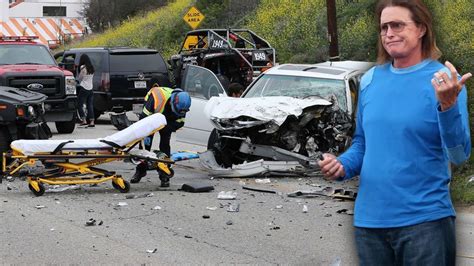 bruce jenner autounfall|Bruce Jenner involved in car crash in which one。